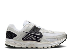 Air Zoom Vomero 5 White Black