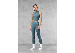 The Giving Movement Fitted Half-Zip Top - Elemental Blue