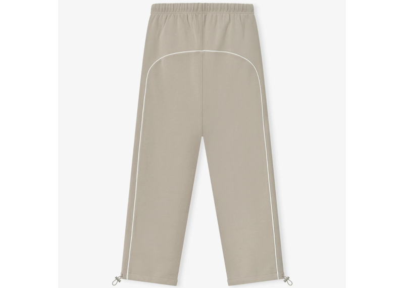 Fear of God Essentials Relaxed Fleece Sweatpants - Timber/Cloud White (SS25)