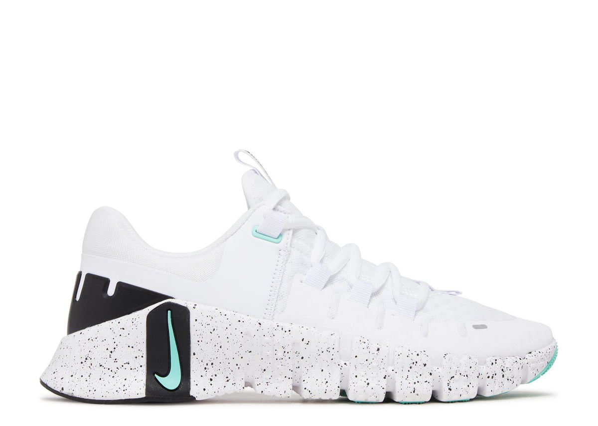 Wmns Free Metcon 5 White Emerald Rise