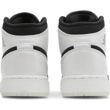 Load image into Gallery viewer, Nike Air Jordan 1 Mid &#39;Diamond Shorts&#39; (GS)
